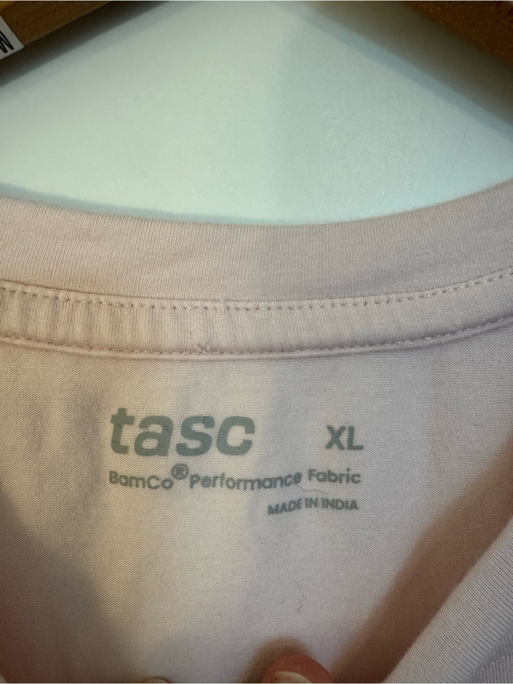 Bundle- Vineyard Vines White Long-Sleeve Graphic Tee & pink Tasc men’s tshirt - Picture 5 of 7